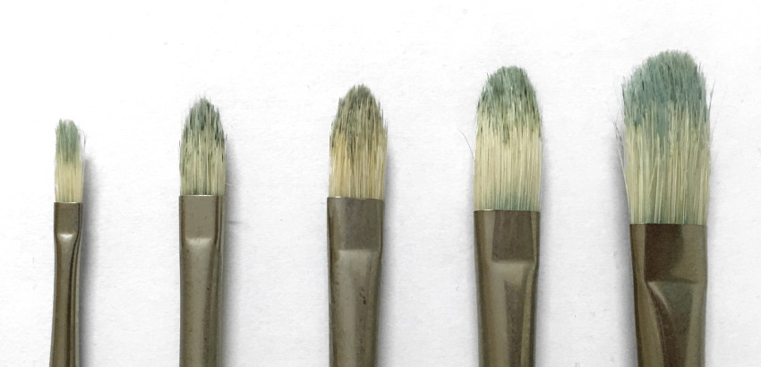 Synthetic vs. Natural Brushes for Oil Painting